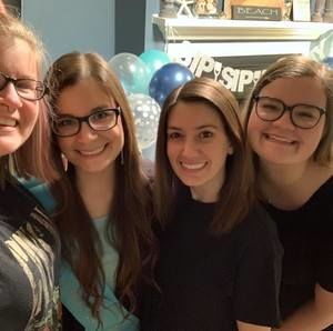 Meet your Posher, Cameron